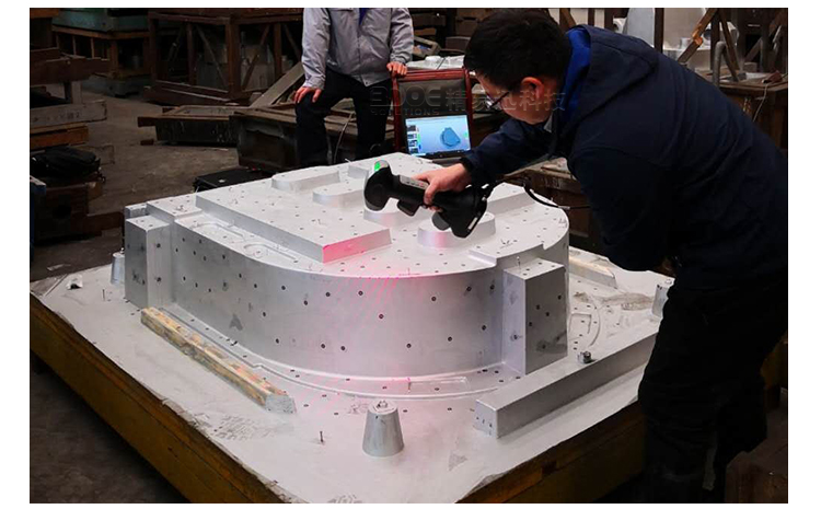 大型鑄件三維掃描現場