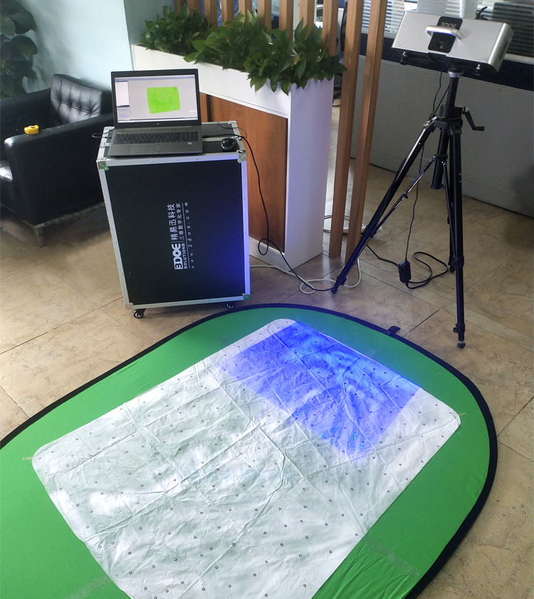 三維掃描儀，汽車頂膜